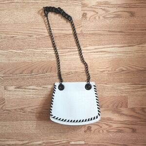EUC Betsey Johnson Black and White Chain Crossbody Purse